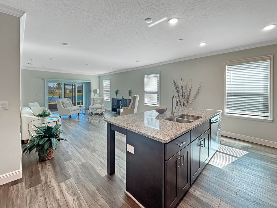 For Rent: $3,600 (4 beds, 3 baths, 3087 Square Feet)