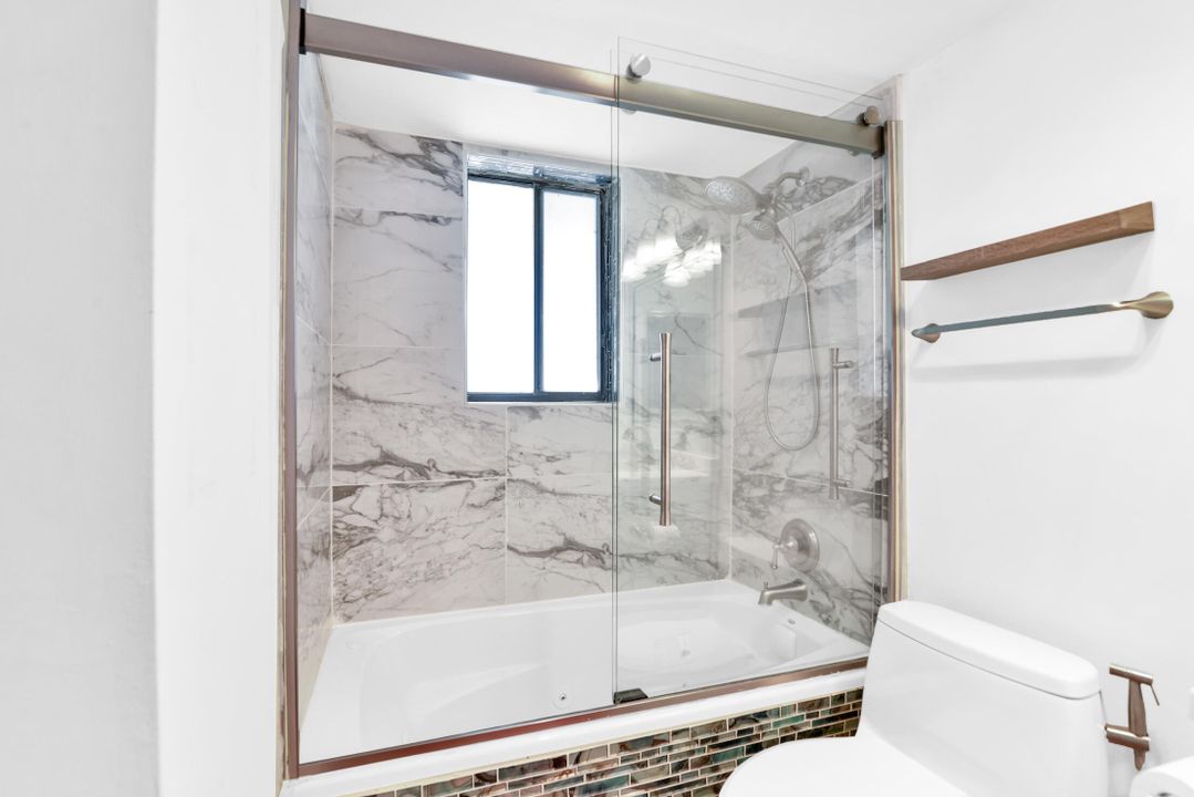 Active With Contract: $159,000 (1 beds, 1 baths, 761 Square Feet)