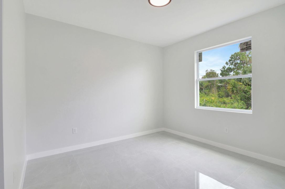 For Sale: $309,999 (3 beds, 2 baths, 1546 Square Feet)