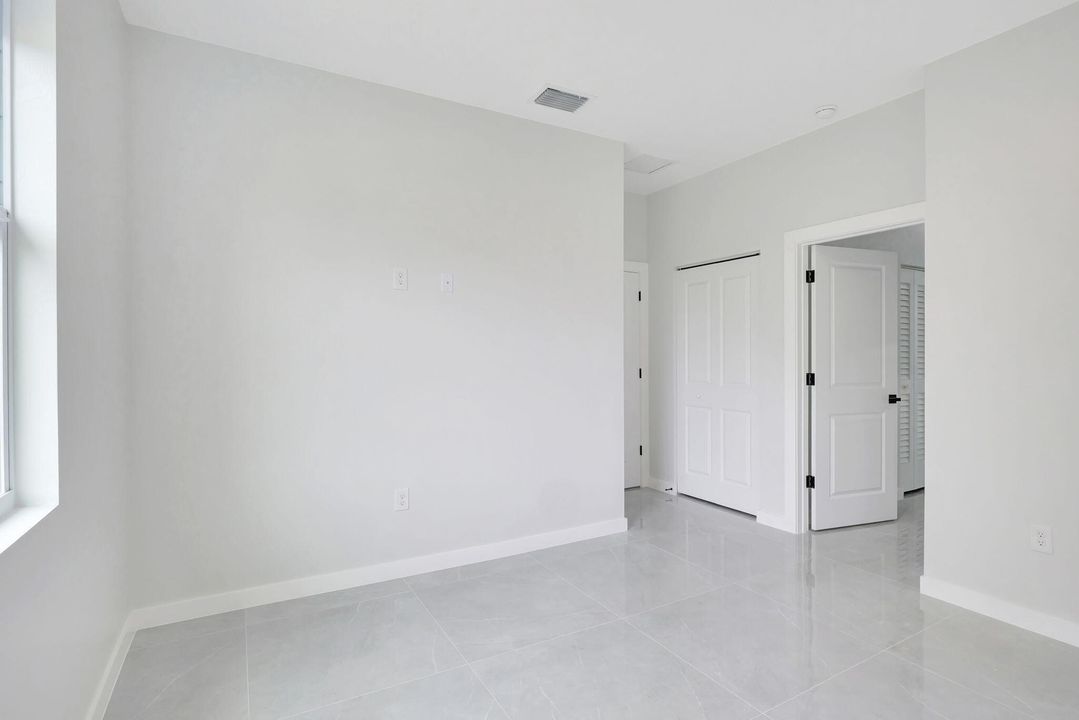 For Sale: $309,999 (3 beds, 2 baths, 1546 Square Feet)