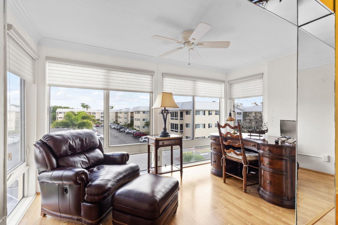 For Sale: $339,999 (2 beds, 2 baths, 1224 Square Feet)