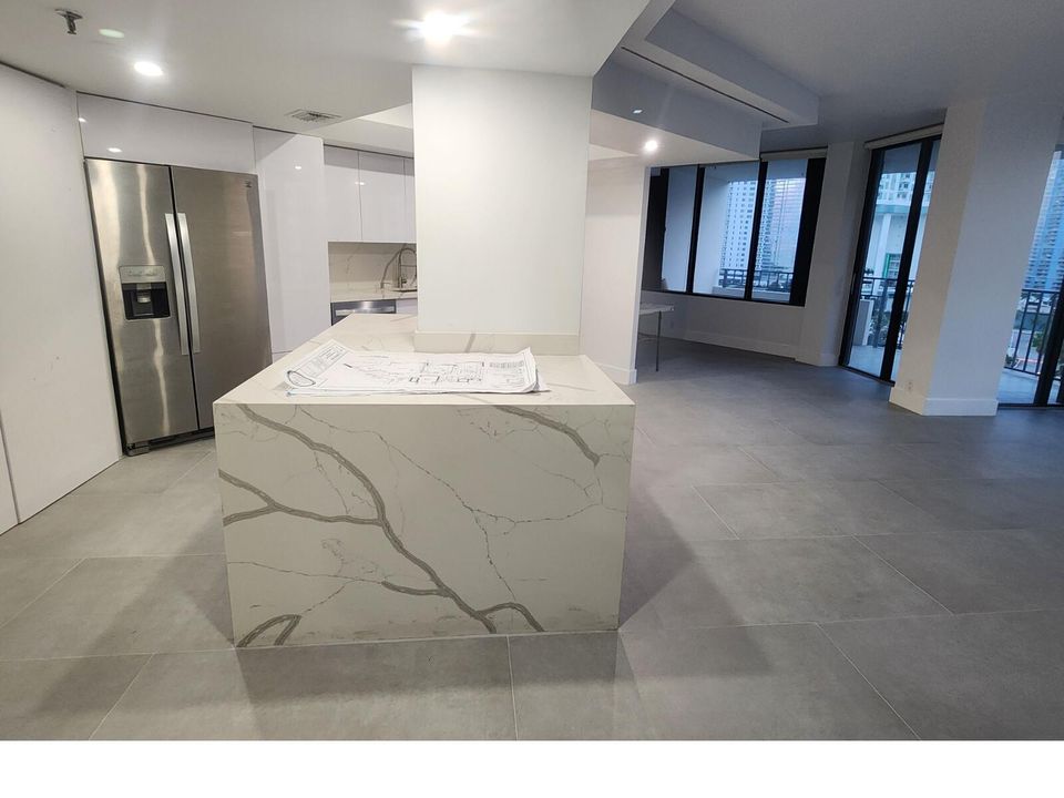 For Rent: $4,700 (2 beds, 2 baths, 1278 Square Feet)