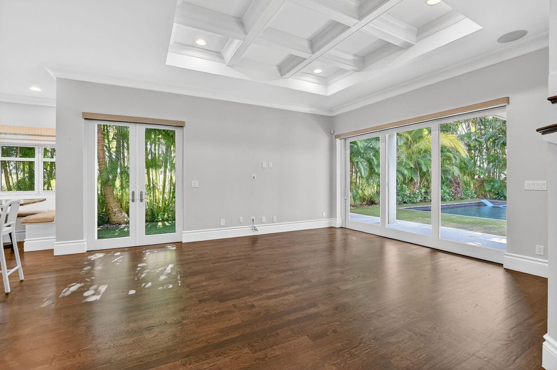 В аренду: $12,999 (5 спален, 5 ванн, 3697 Квадратных фут)