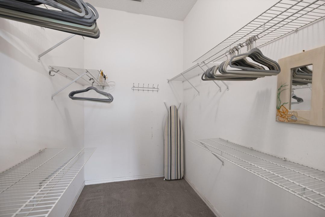 For Rent: $2,500 (3 beds, 2 baths, 1638 Square Feet)