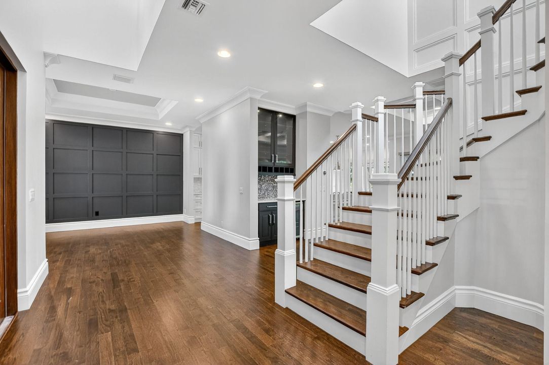 В аренду: $12,999 (5 спален, 5 ванн, 3697 Квадратных фут)