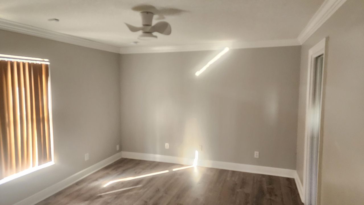 For Rent: $2,400 (3 beds, 2 baths, 1640 Square Feet)