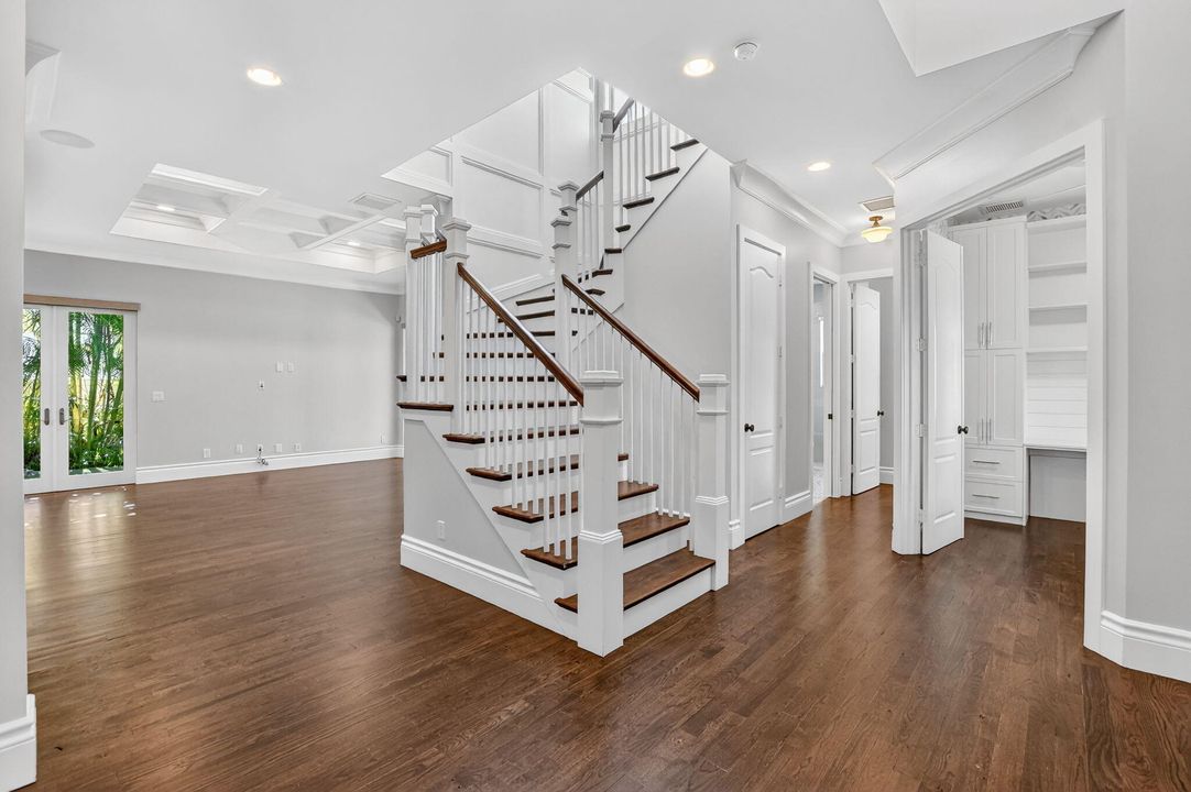 В аренду: $12,999 (5 спален, 5 ванн, 3697 Квадратных фут)