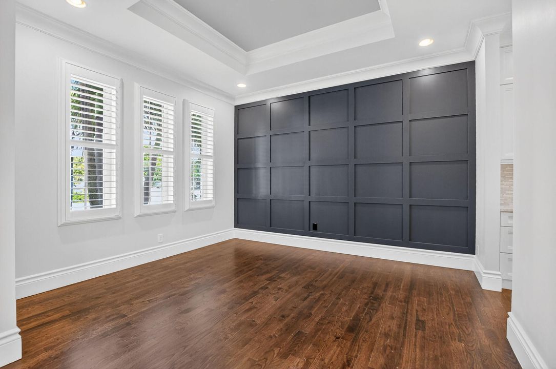 В аренду: $12,999 (5 спален, 5 ванн, 3697 Квадратных фут)