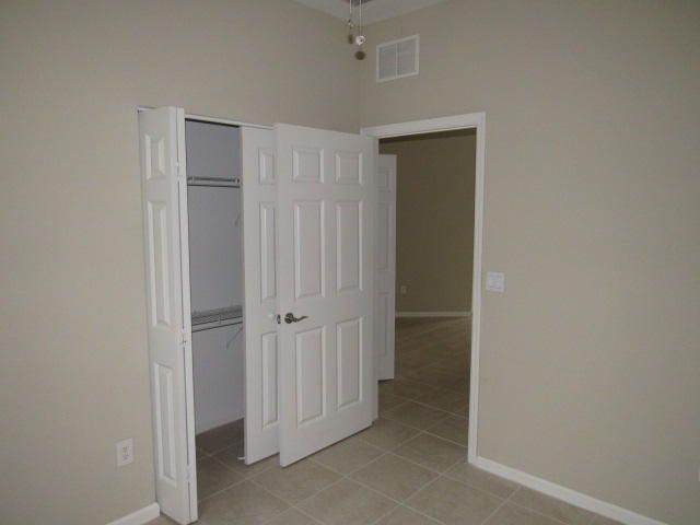 待售: $209,000 (3 贝兹, 2 浴室, 1044 平方英尺)