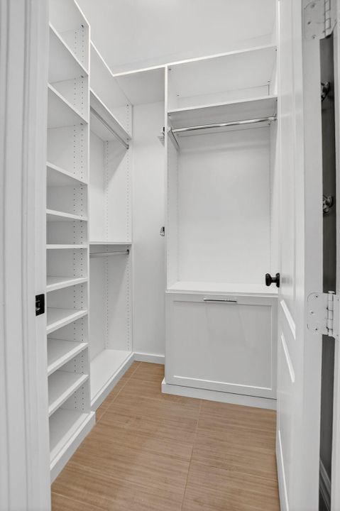 В аренду: $12,999 (5 спален, 5 ванн, 3697 Квадратных фут)