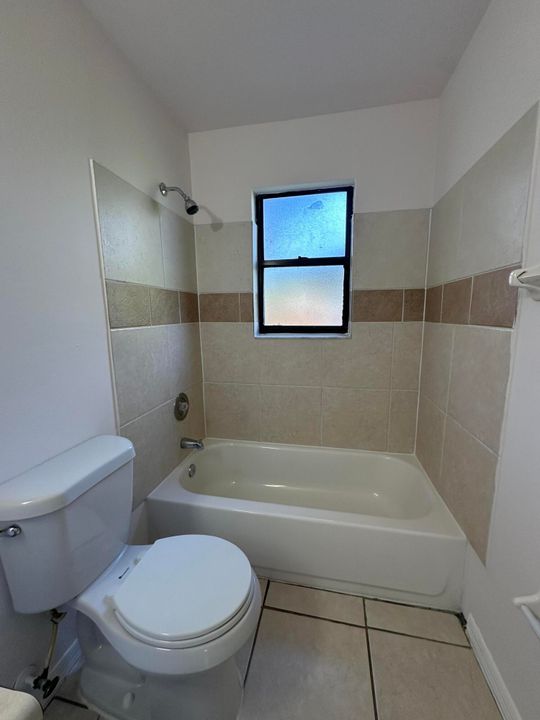 En Renta: $1,450 (1 camas, 1 baños, 750 Pies cuadrados)