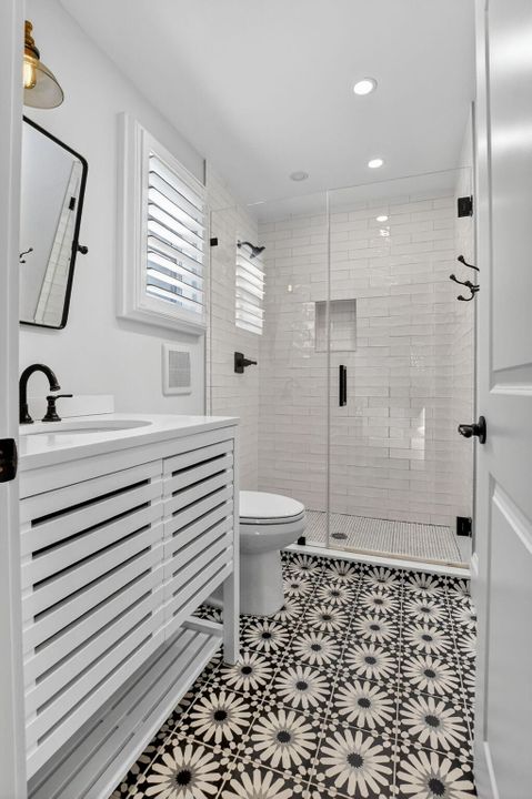 В аренду: $12,999 (5 спален, 5 ванн, 3697 Квадратных фут)