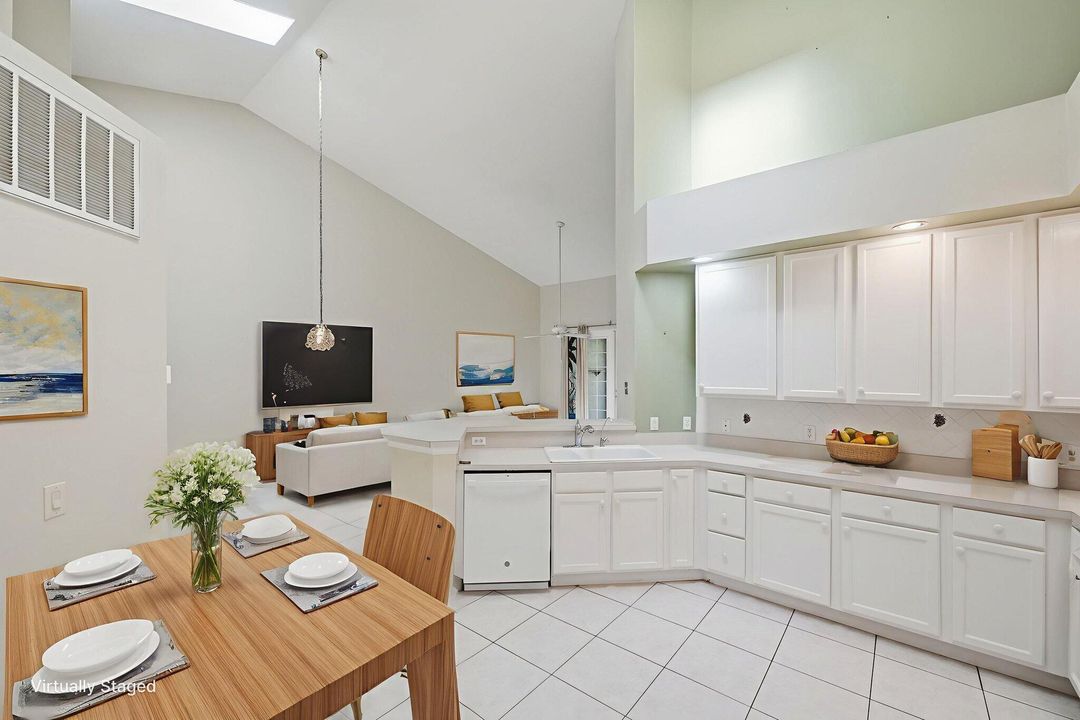 En Venta: $250,000 (2 camas, 2 baños, 1454 Pies cuadrados)