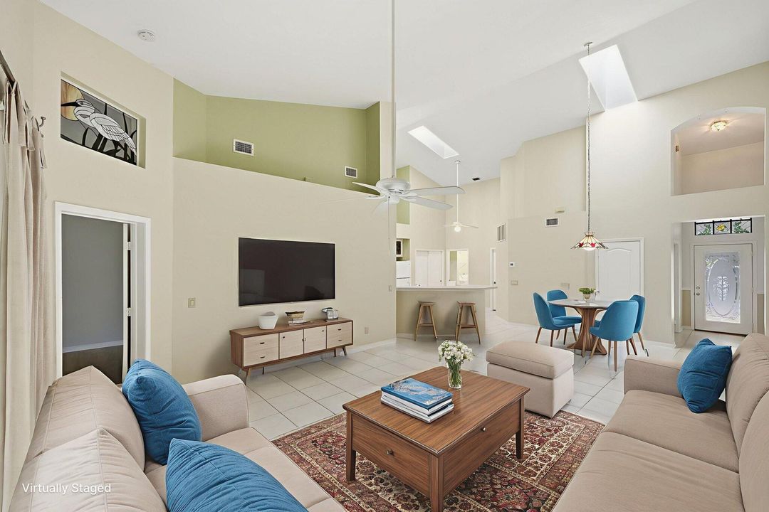 En Venta: $250,000 (2 camas, 2 baños, 1454 Pies cuadrados)