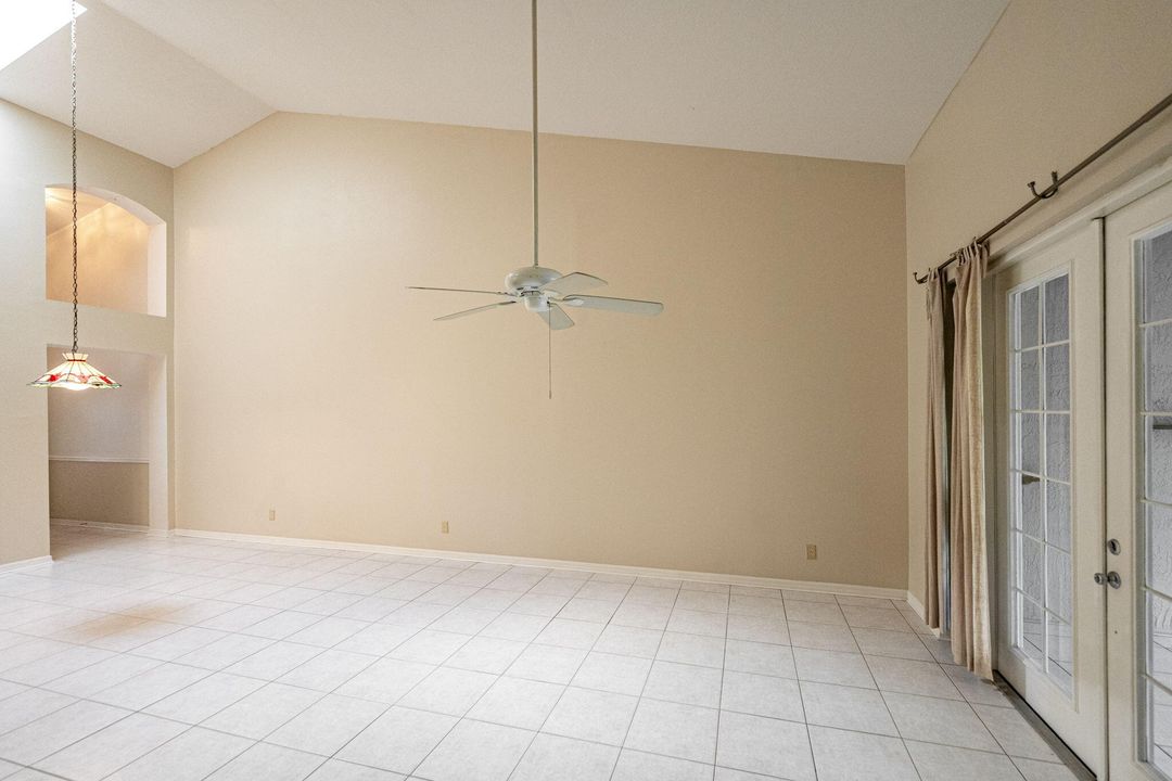 En Venta: $250,000 (2 camas, 2 baños, 1454 Pies cuadrados)