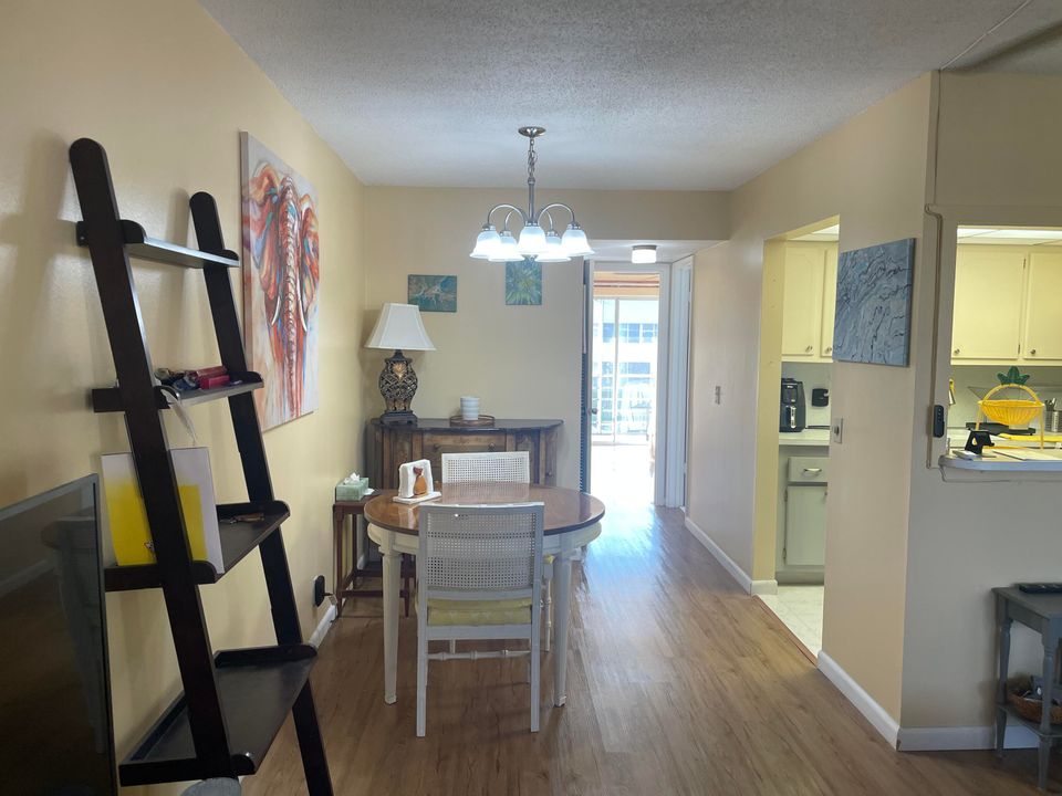 В аренду: $1,300 (1 спален, 1 ванн, 570 Квадратных фут)