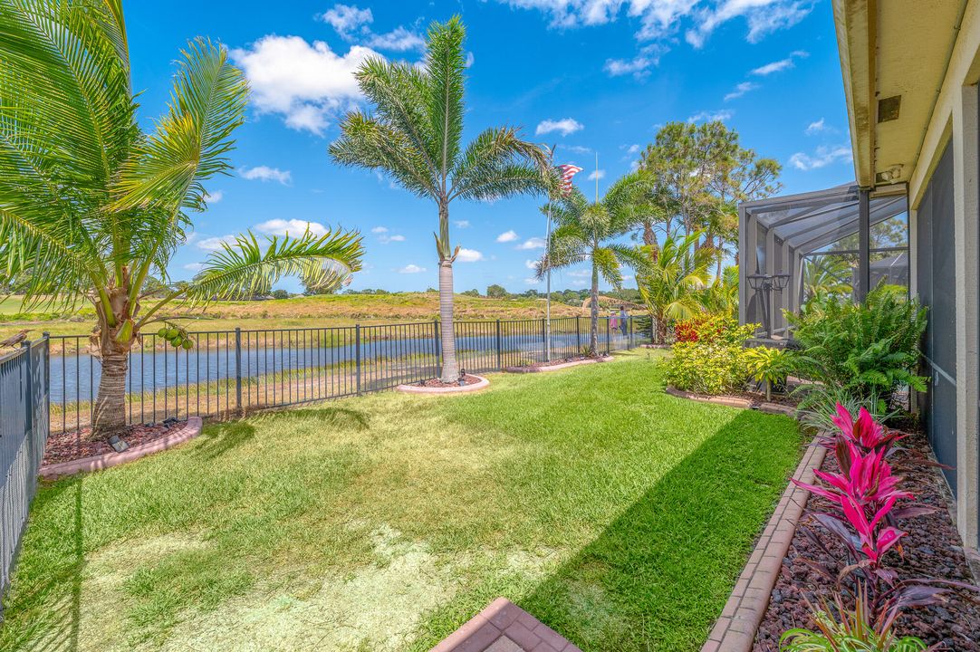 For Sale: $765,000 (4 beds, 4 baths, 3278 Square Feet)