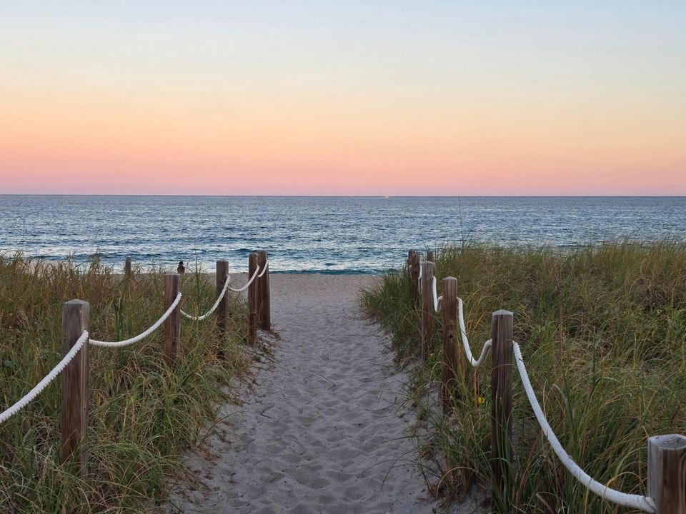 Active With Contract: $2,600 (1 beds, 1 baths, 650 Square Feet)