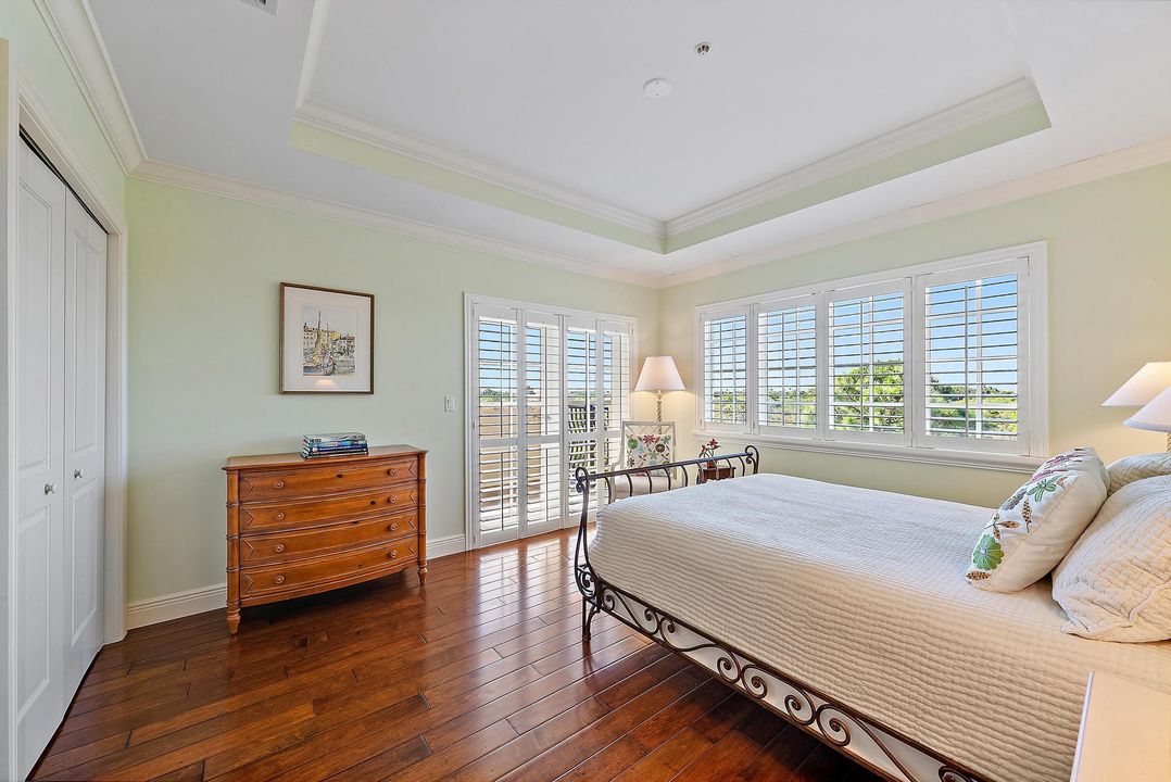 For Sale: $1,749,000 (4 beds, 3 baths, 3908 Square Feet)