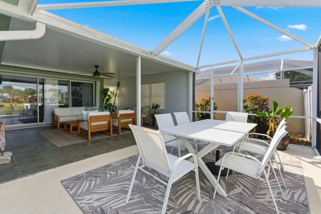 合同活跃: $339,999 (2 贝兹, 2 浴室, 1525 平方英尺)