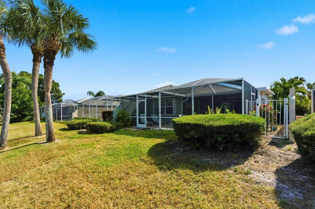 合同活跃: $339,999 (2 贝兹, 2 浴室, 1525 平方英尺)