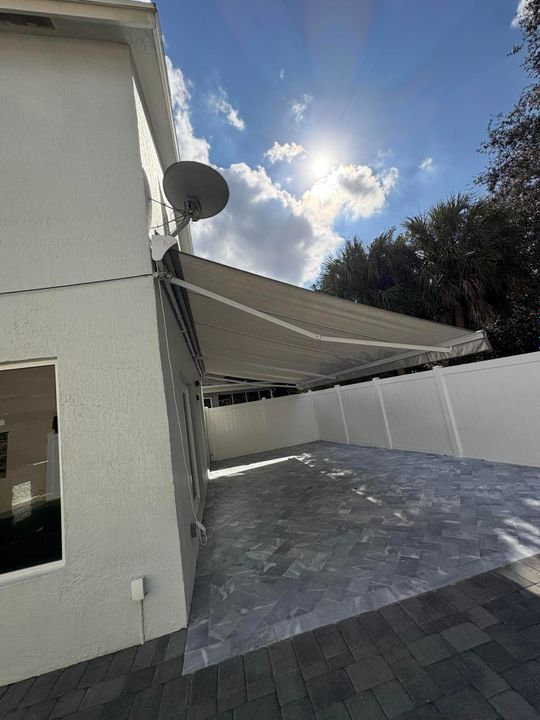 En Venta: $559,500 (3 camas, 2 baños, 1906 Pies cuadrados)