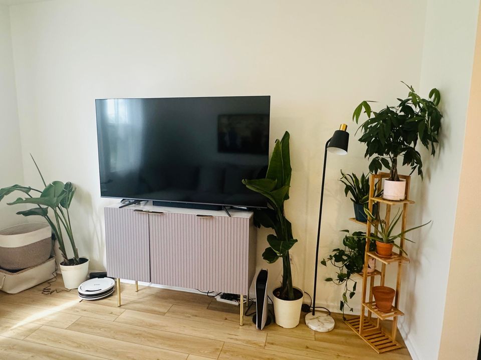 待售: $299,900 (1 贝兹, 1 浴室, 760 平方英尺)