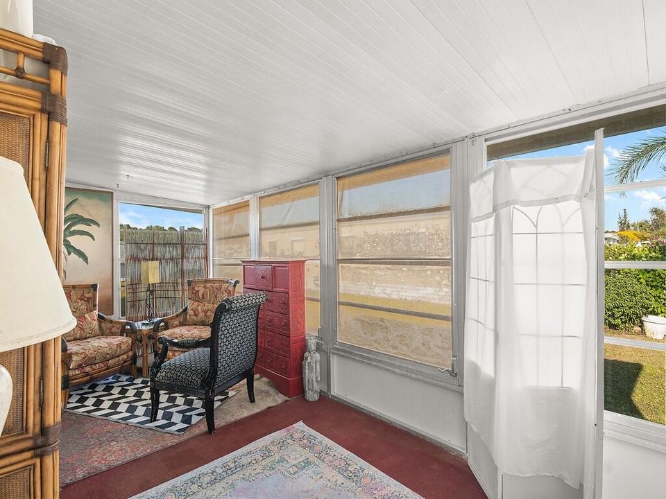 For Sale: $30,000 (3 beds, 2 baths, 864 Square Feet)