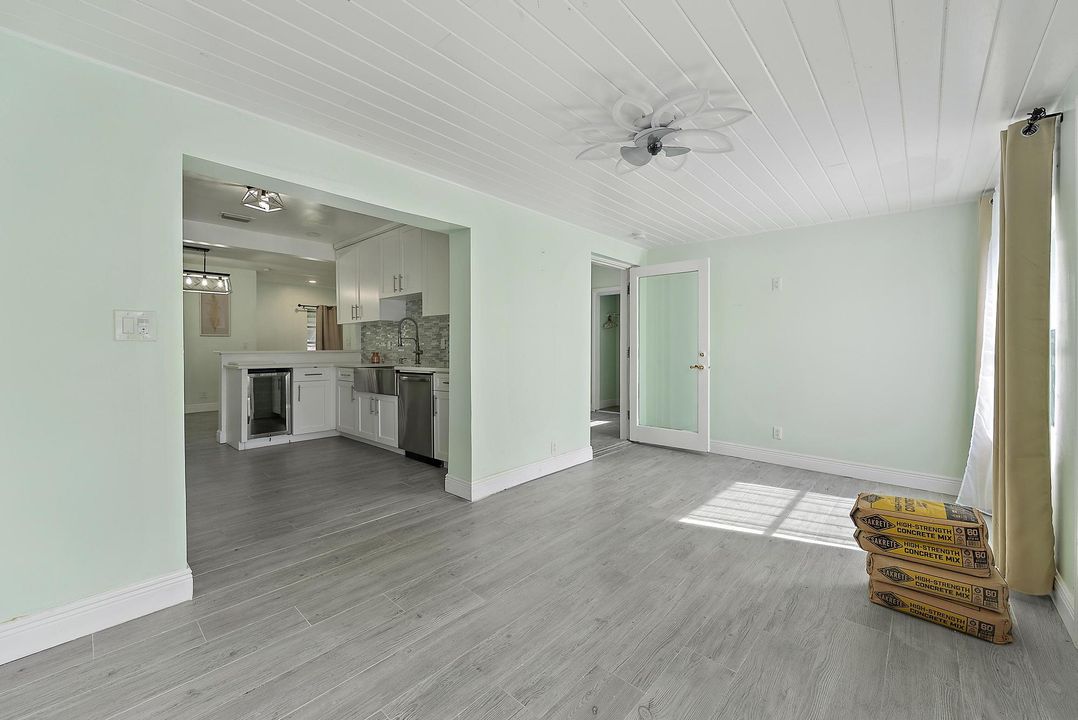 En Renta: $3,600 (4 camas, 2 baños, 1711 Pies cuadrados)