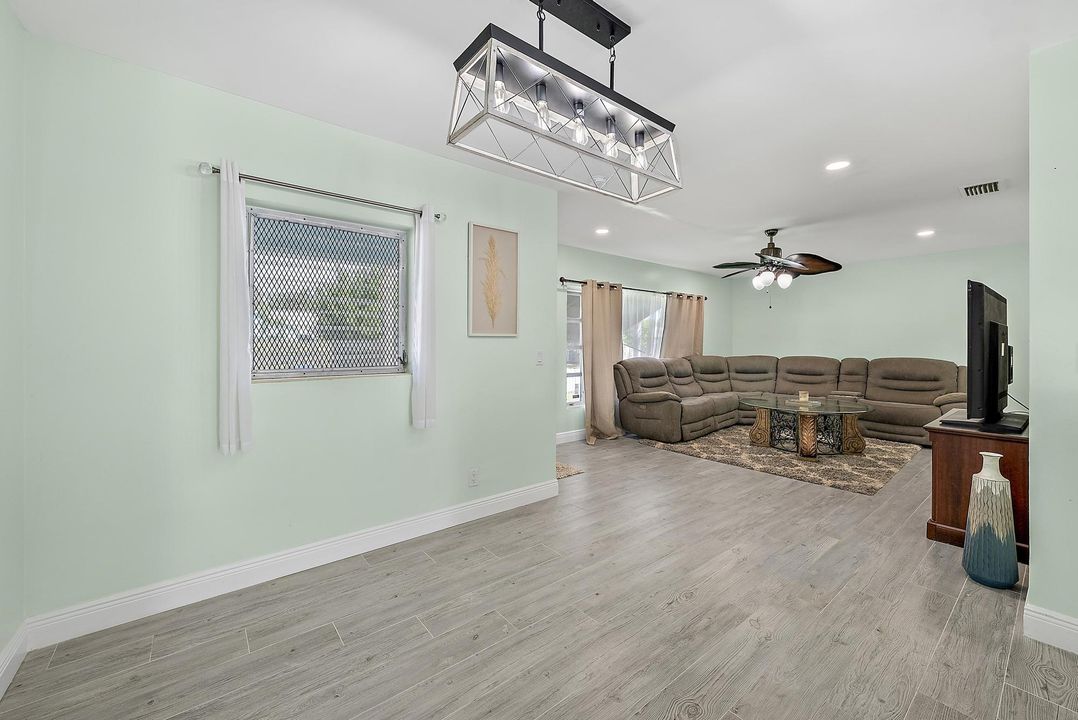 En Renta: $3,600 (4 camas, 2 baños, 1711 Pies cuadrados)