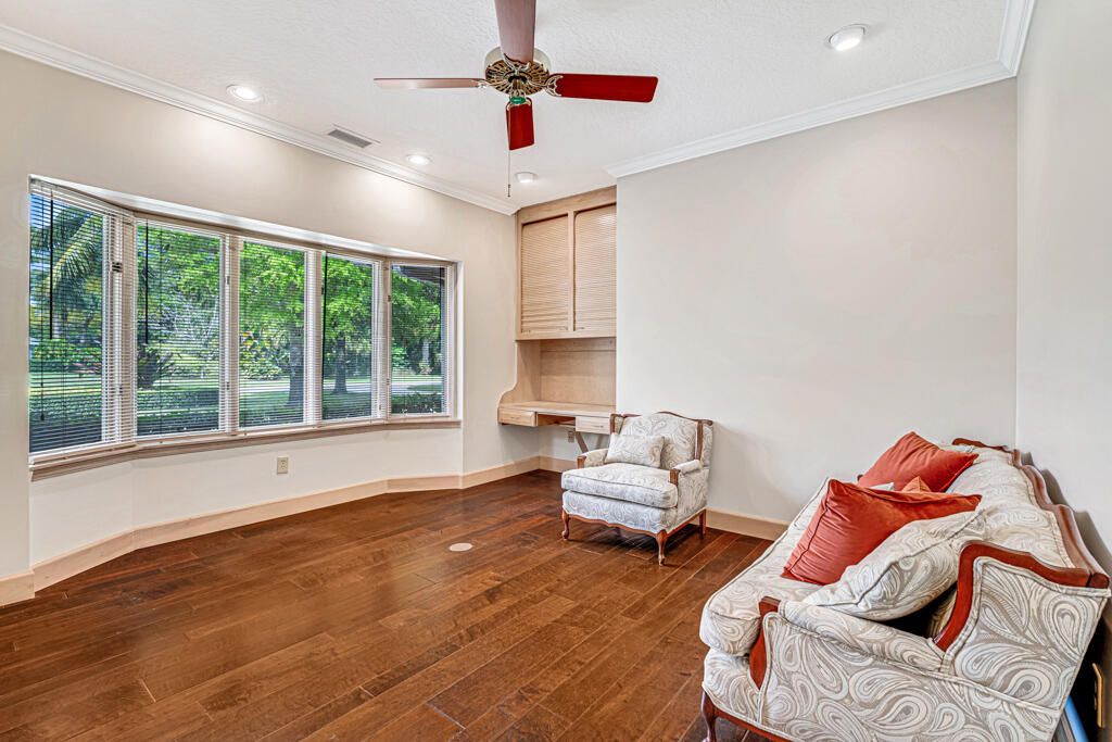 For Sale: $2,400,000 (4 beds, 4 baths, 5155 Square Feet)