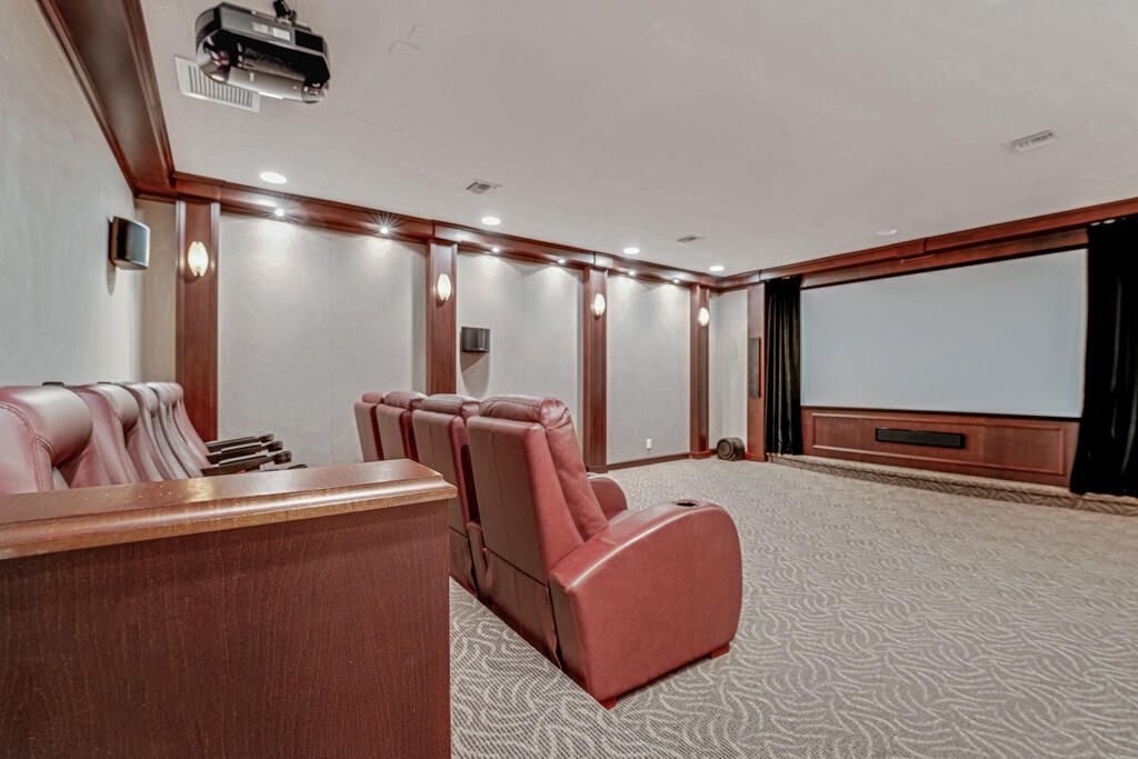 For Sale: $2,400,000 (4 beds, 4 baths, 5155 Square Feet)