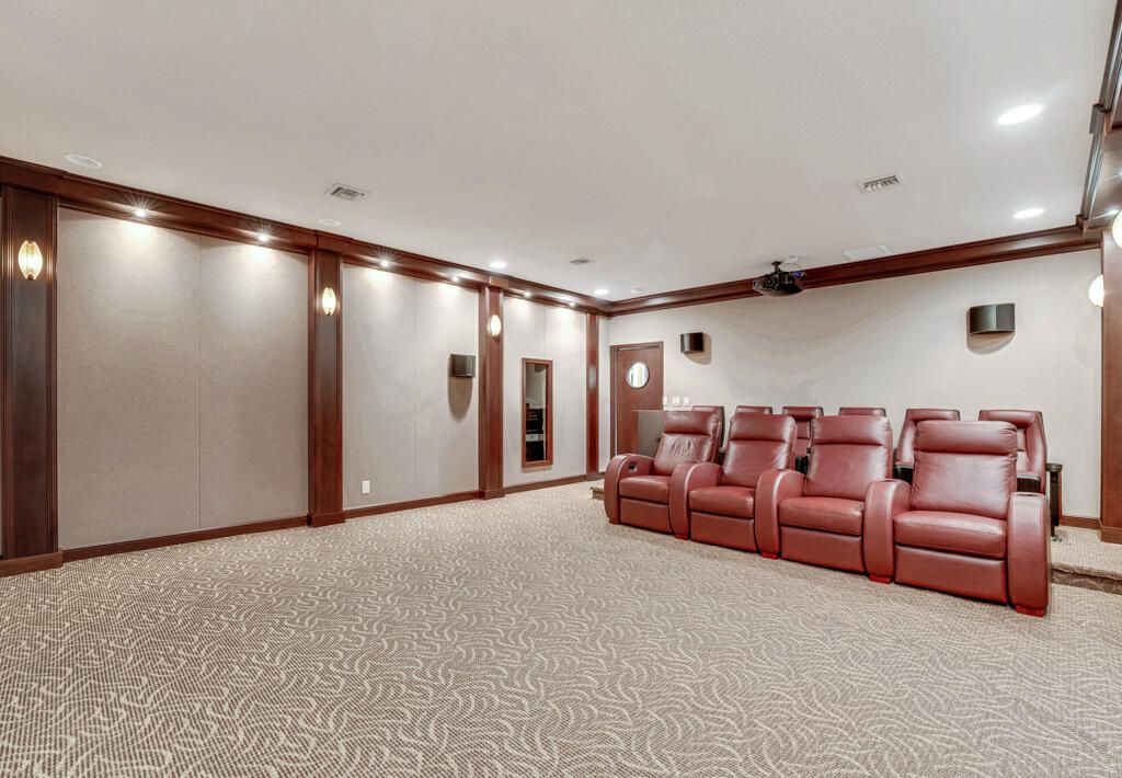 For Sale: $2,400,000 (4 beds, 4 baths, 5155 Square Feet)