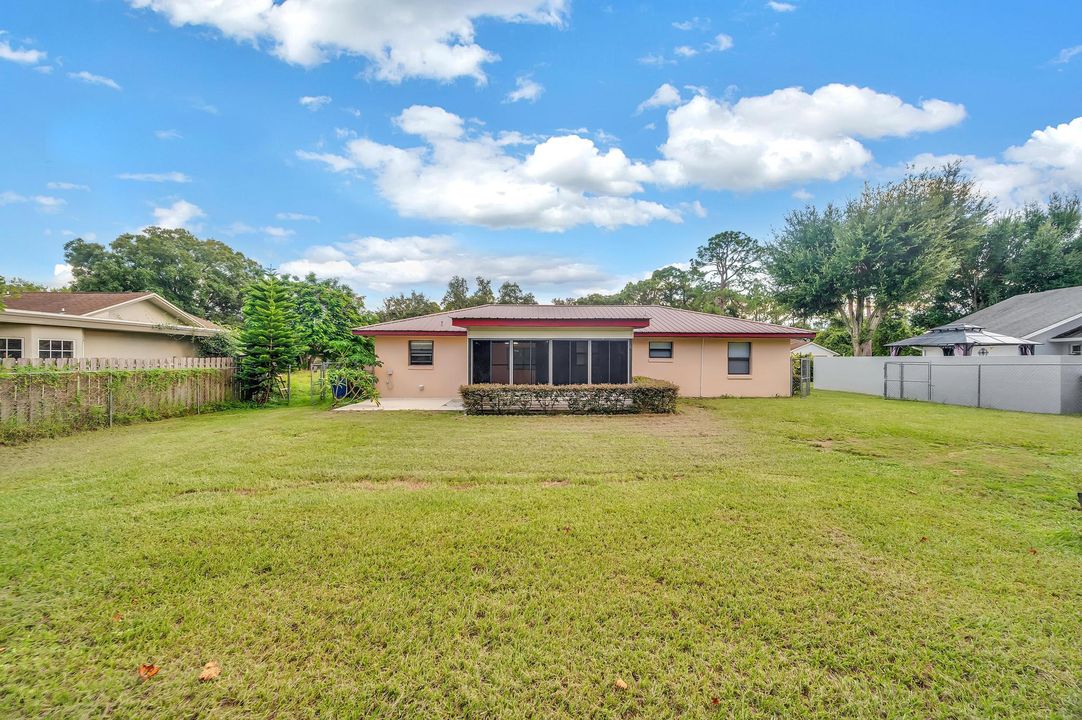 В аренду: $1,750 (3 спален, 2 ванн, 1352 Квадратных фут)