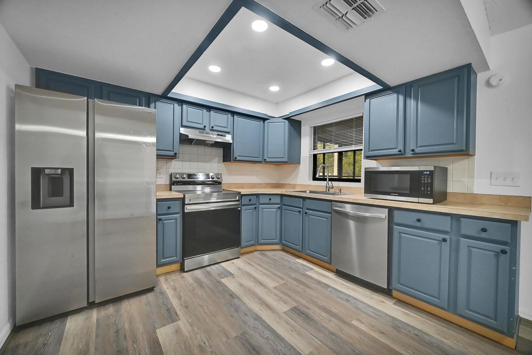 В аренду: $1,750 (3 спален, 2 ванн, 1352 Квадратных фут)