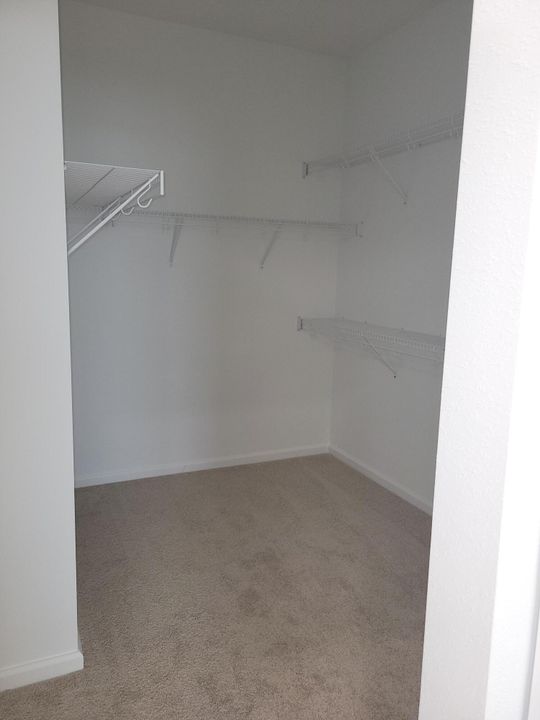 For Rent: $2,850 (3 beds, 2 baths, 1540 Square Feet)