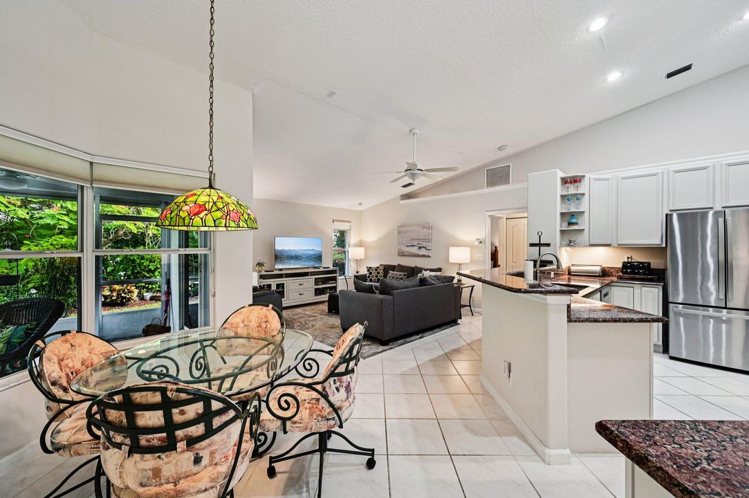 For Sale: $849,888 (4 beds, 2 baths, 1957 Square Feet)