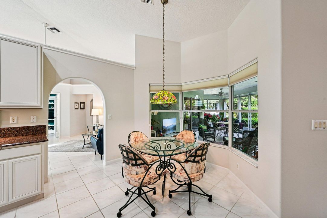 For Sale: $849,888 (4 beds, 2 baths, 1957 Square Feet)