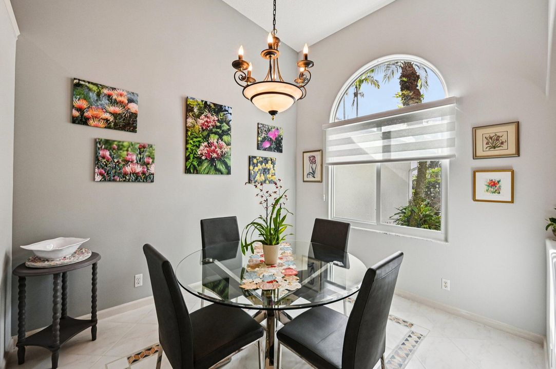 For Sale: $849,888 (4 beds, 2 baths, 1957 Square Feet)