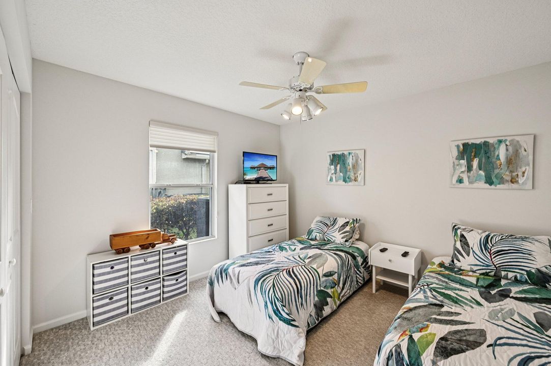 For Sale: $849,888 (4 beds, 2 baths, 1957 Square Feet)