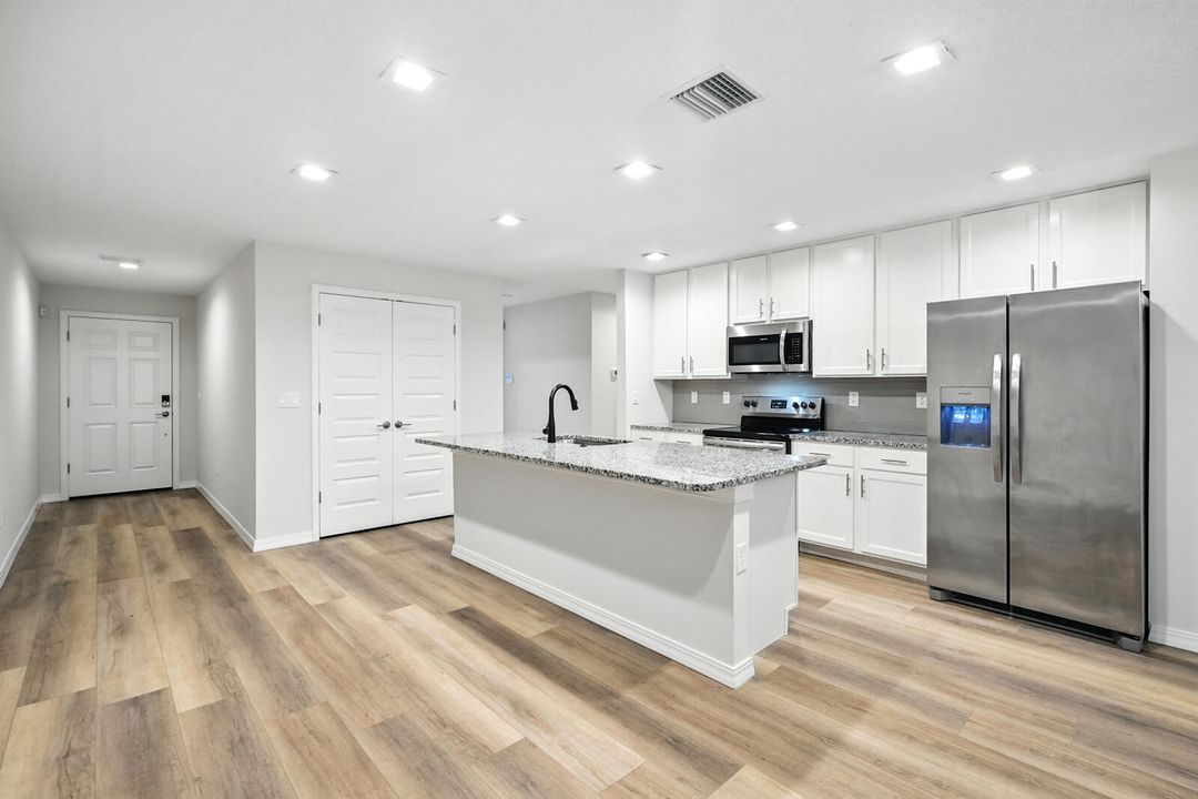 For Sale: $549,000 (0 beds, 0 baths, 3255 Square Feet)