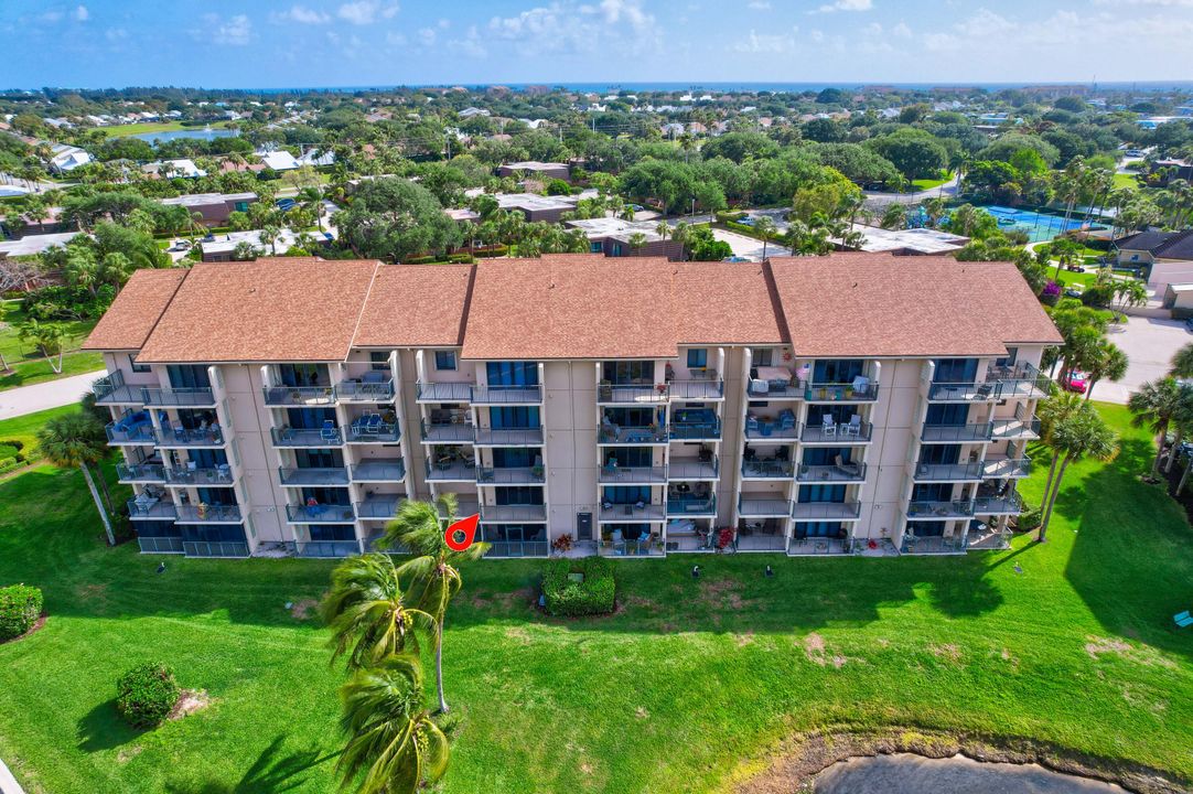 В аренду: $5,000 (2 спален, 2 ванн, 1385 Квадратных фут)