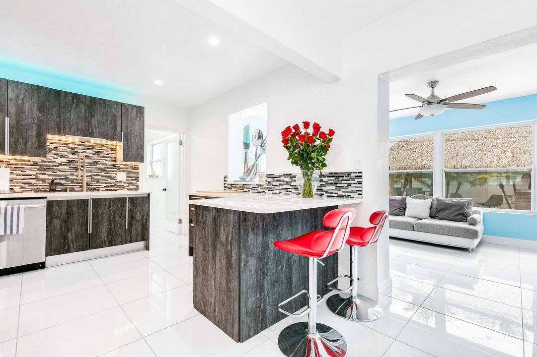 For Sale: $2,200,023 (5 beds, 4 baths, 2189 Square Feet)