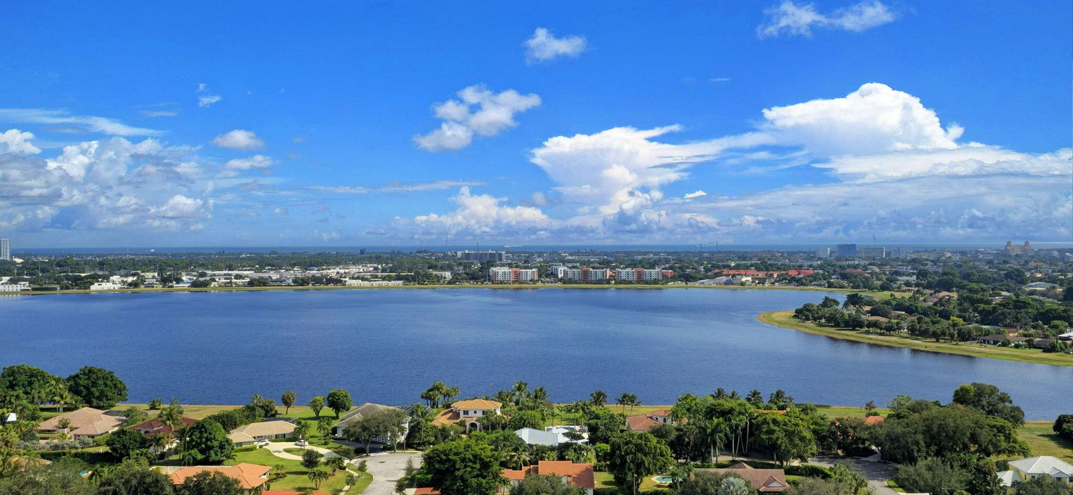 Activo con contrato: $949,000 (3 camas, 2 baños, 2600 Pies cuadrados)