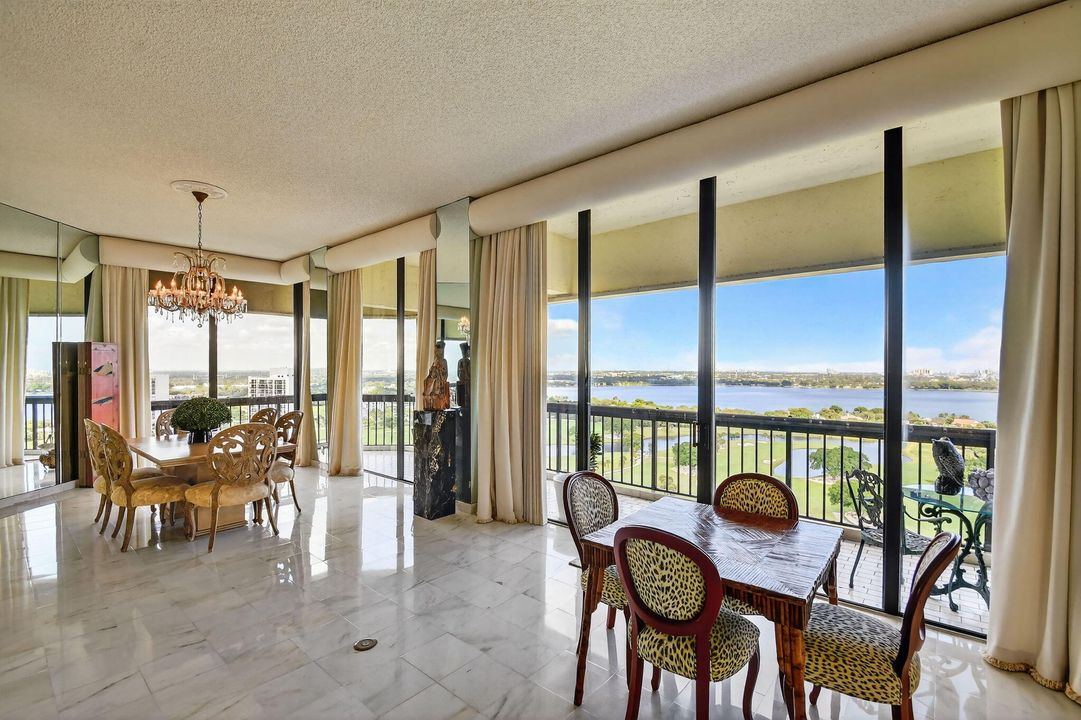 Activo con contrato: $949,000 (3 camas, 2 baños, 2600 Pies cuadrados)