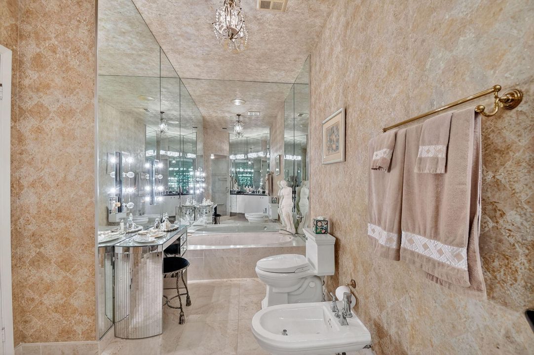 Activo con contrato: $949,000 (3 camas, 2 baños, 2600 Pies cuadrados)