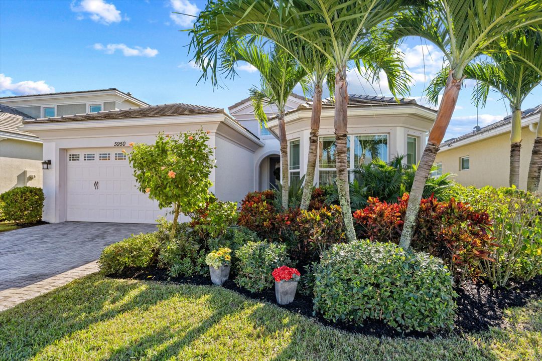 For Sale: $659,000 (3 beds, 2 baths, 2317 Square Feet)