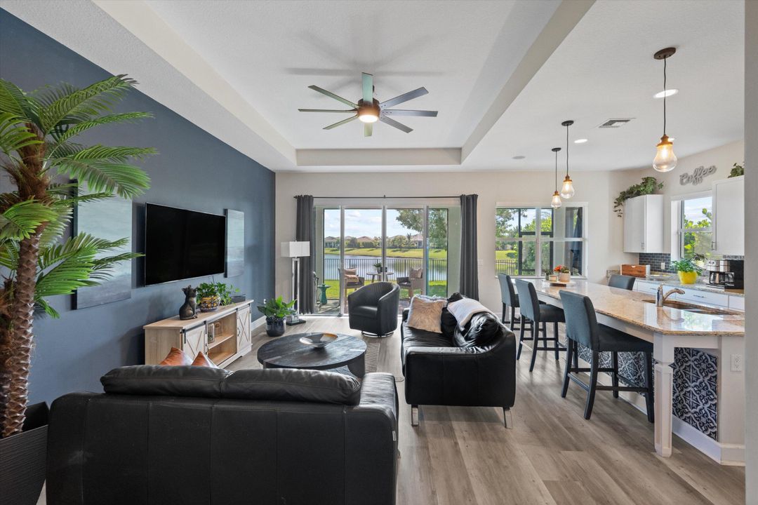 For Sale: $659,000 (3 beds, 2 baths, 2317 Square Feet)