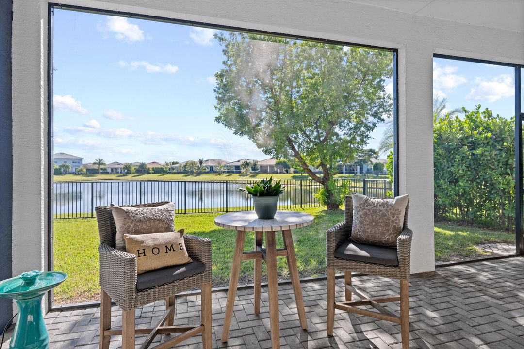 For Sale: $659,000 (3 beds, 2 baths, 2317 Square Feet)