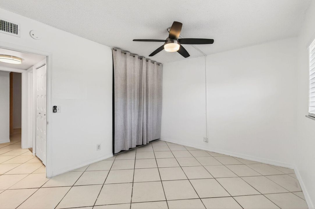 For Rent: $2,550 (2 beds, 1 baths, 800 Square Feet)